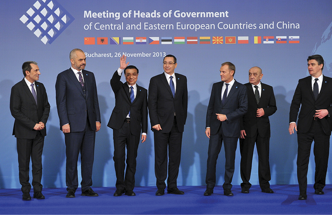 Romania PM Ponta with other heads of government